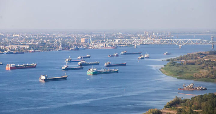 Cargo transshipment record for 2023
